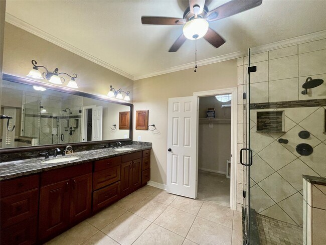 Building Photo - 23203 Fall Wind Ct