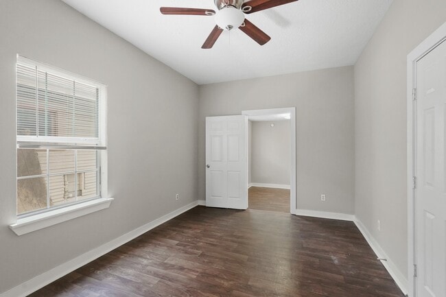 Building Photo - 6816 Avenue C