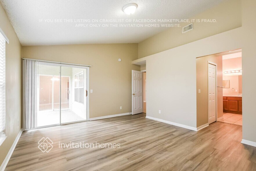 Building Photo - 4001 Saddlewood Dr