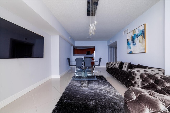 Building Photo - 16699 Collins Ave