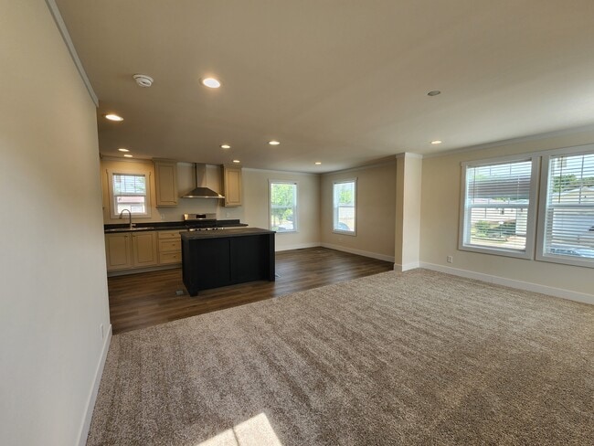 Building Photo - 17 Video Ct