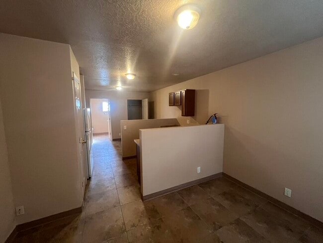 Building Photo - 502 U.S. Rte 66