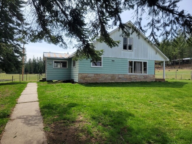 Building Photo - 5 Bedroom Home in Usk, WA