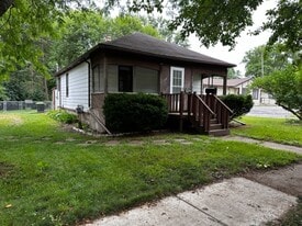 Building Photo - 1610 Ashman St