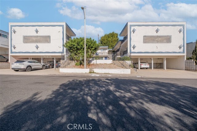 Building Photo - 1601 College View Dr