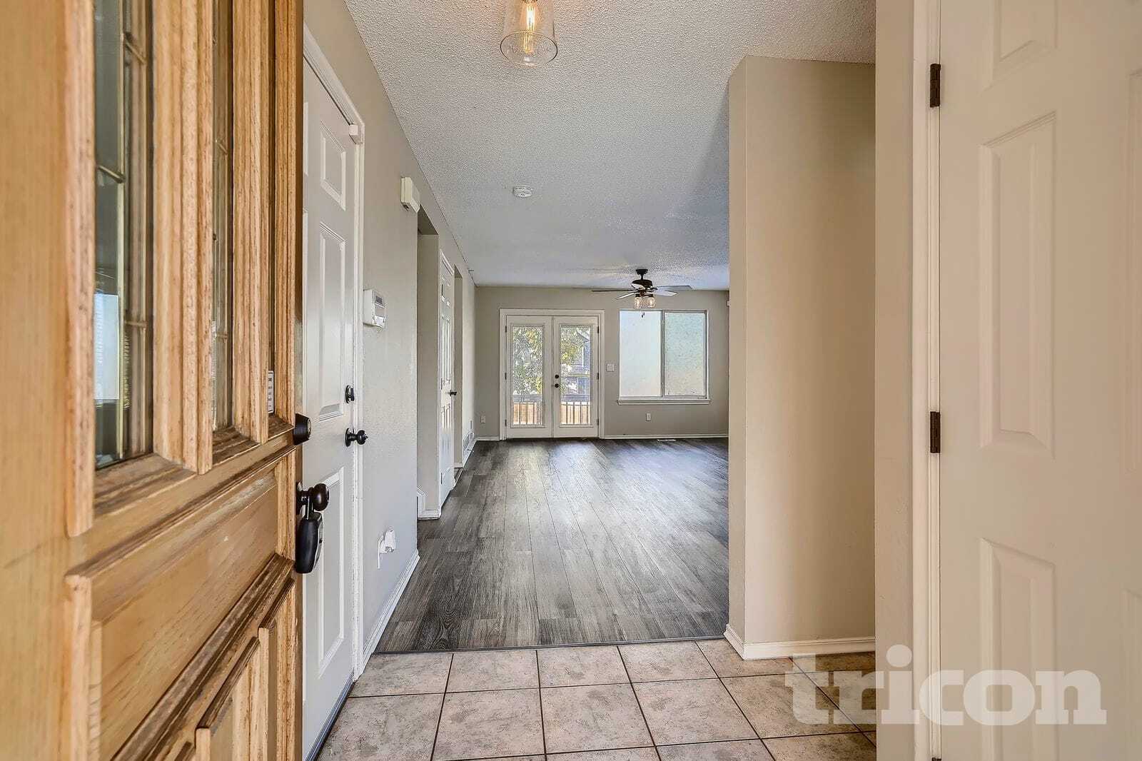 Building Photo - 12155 Monaco Dr