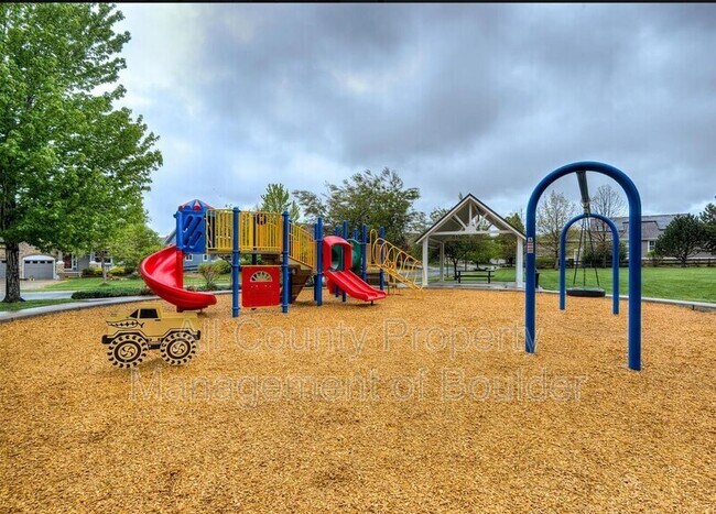 Building Photo - 14300 Waterside Ln