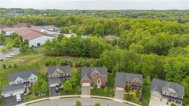 Building Photo - 207 Eddie Lewis Dr