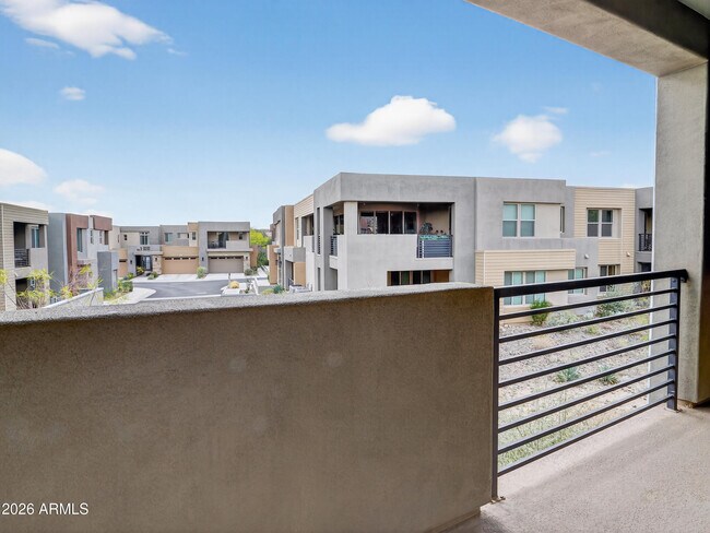 Building Photo - 11673 N 136th St