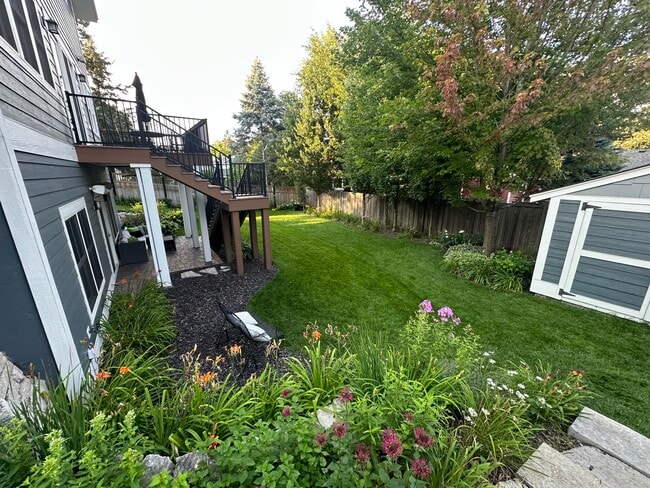 Building Photo - 4015 Wood End Dr