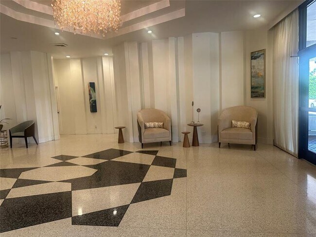 Building Photo - 2000 S Ocean Blvd