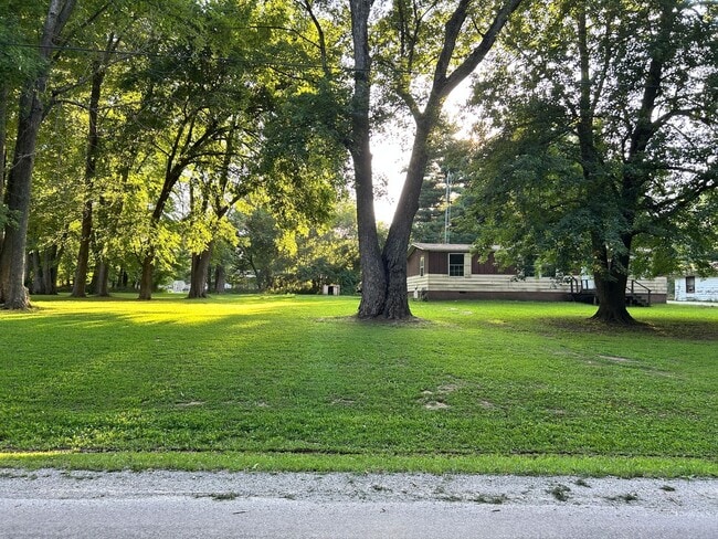 Building Photo - 2913 N Brownsville Rd