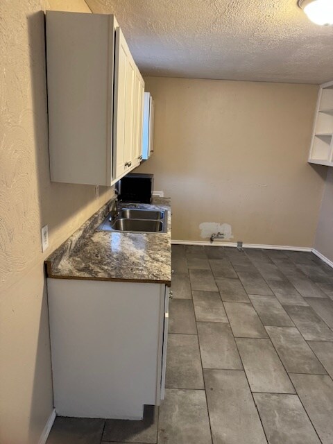 Building Photo - 850 Elwood St