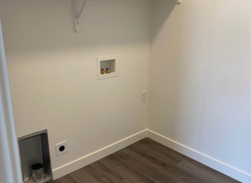 Building Photo - 462 W 40 S