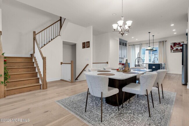 Building Photo - 23 Valiant Ct