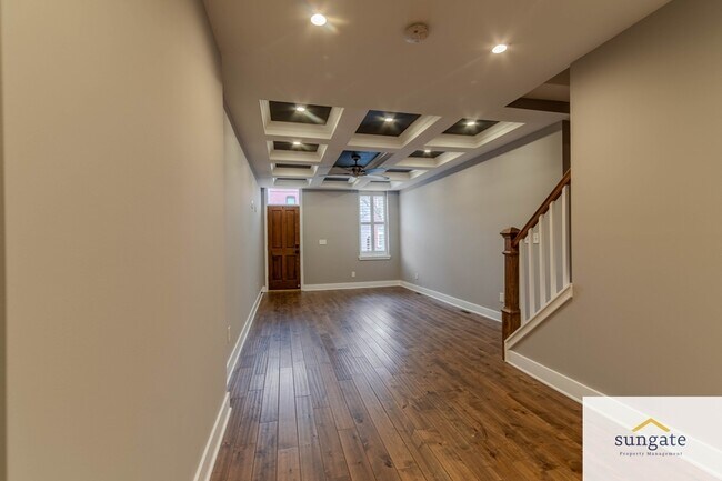 Building Photo - 1125 S Clinton St