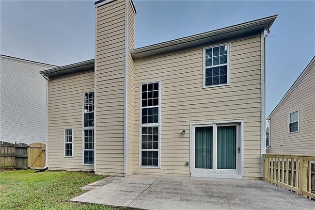 Building Photo - 3206 Claybrooke Dr NE