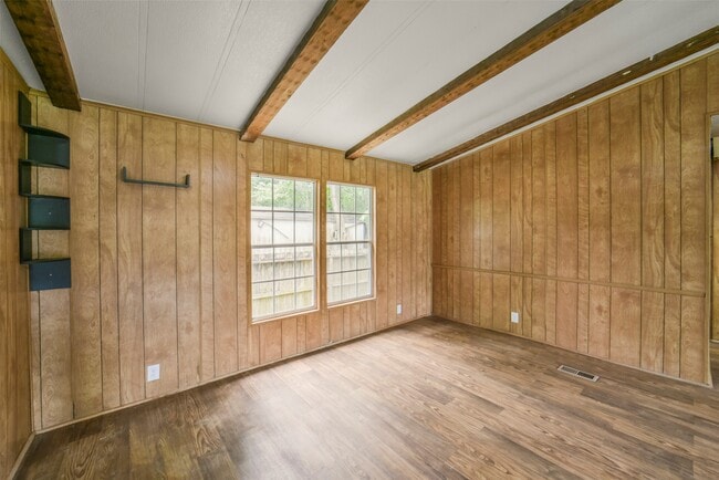 Building Photo - 11023 Forrest Valley Dr