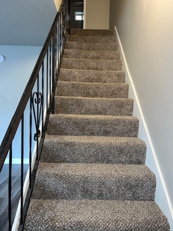 Building Photo - 3437 Redwood Ave