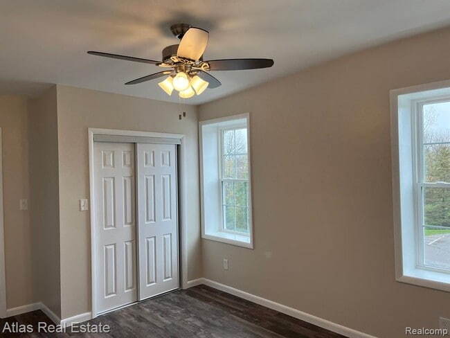 Building Photo - 10241 Hegel Rd