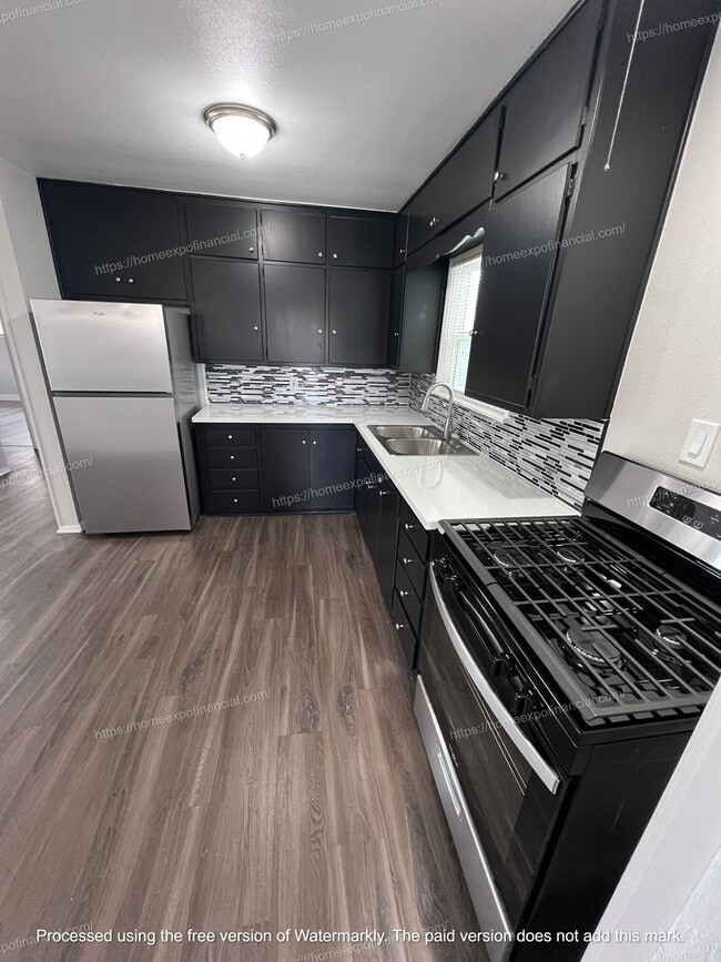 Building Photo - Nice Home For Rent with private yard