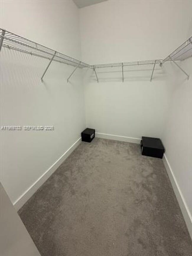 Building Photo - 4654 NW 83rd Pkwy