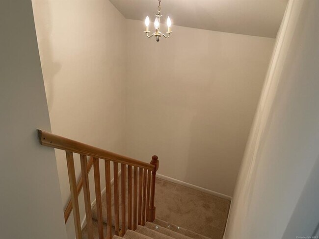 Building Photo - 158 Albemarle Dr