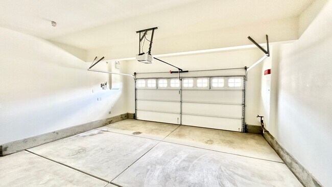 Building Photo - Lovely Two Story Home in the Newer Communi...