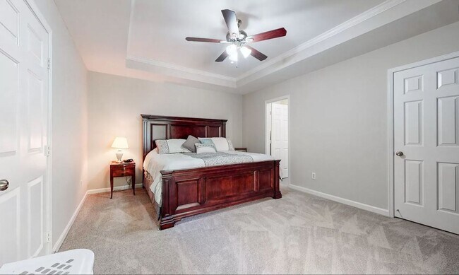 Building Photo - 1503 Birchwood Cir