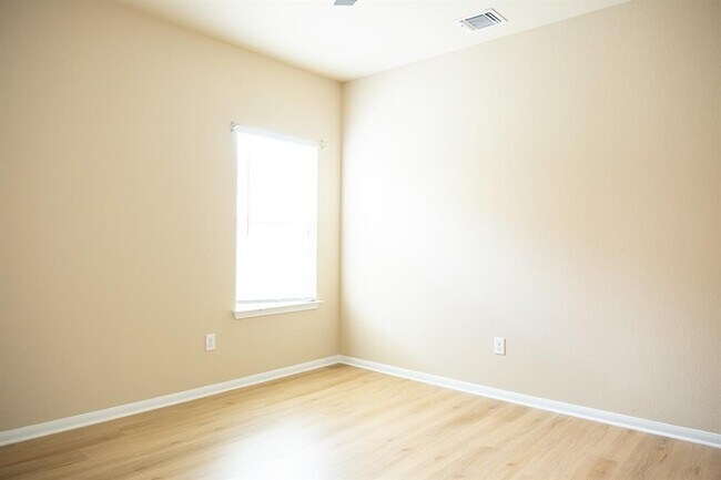 Building Photo - 221 James Adkins Dr