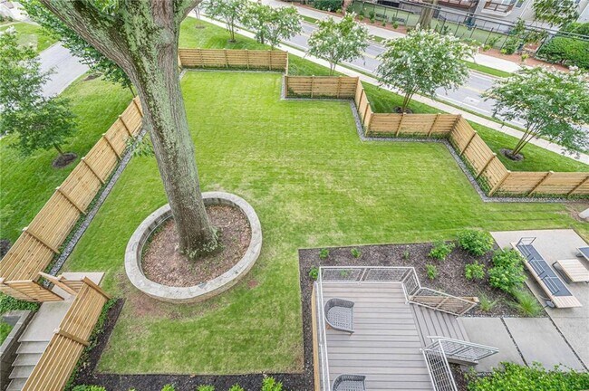 Building Photo - 2269 Briarwood Hills Dr NE