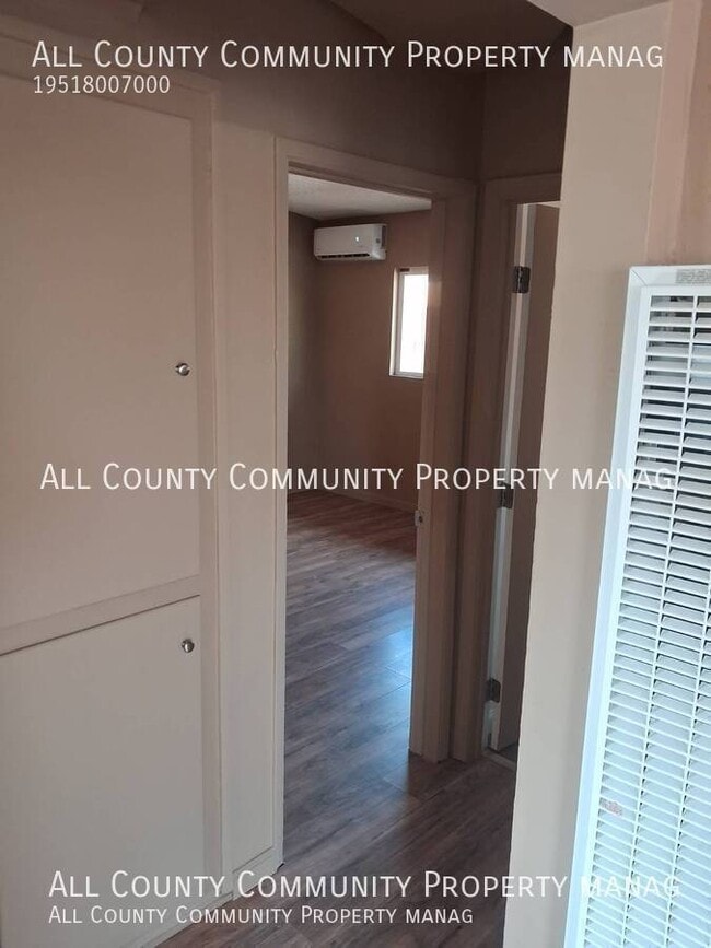 Building Photo - 6080 Daisy Ave