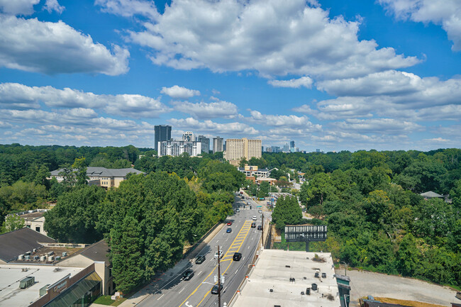 Building Photo - 2285 Peachtree Rd