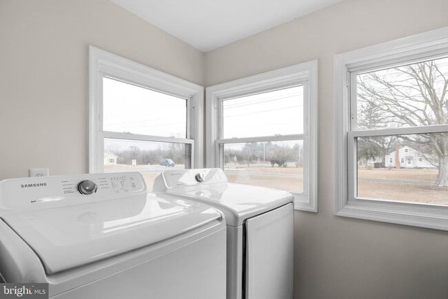 Building Photo - 4470 Martinsburg Pike