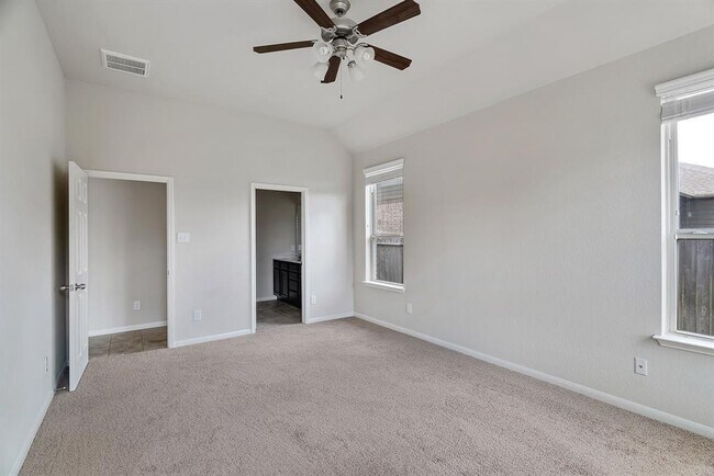 Building Photo - 18543 Gardens End Ln