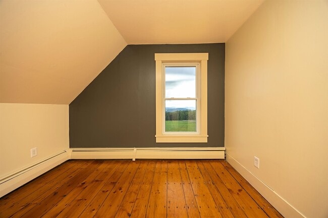 Building Photo - 2169 Green Bay Loop