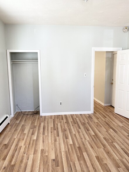 Building Photo - 56 Broadway