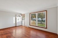 Building Photo - 5732 E 141st St