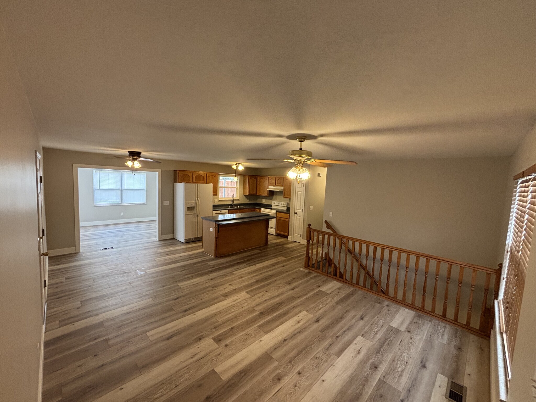 Building Photo - 271 Shellbark Dr