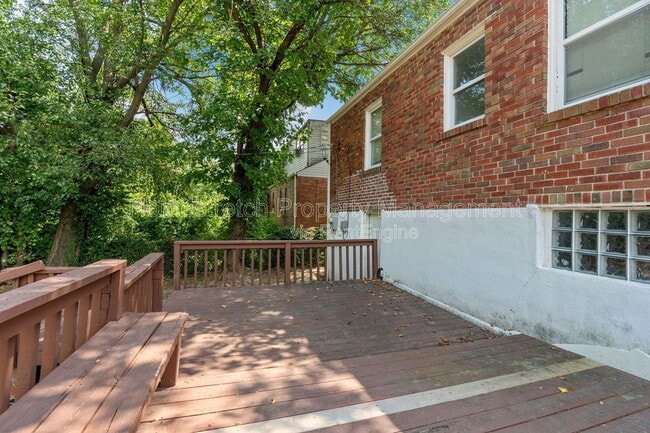 Building Photo - 2633 Avie Dr