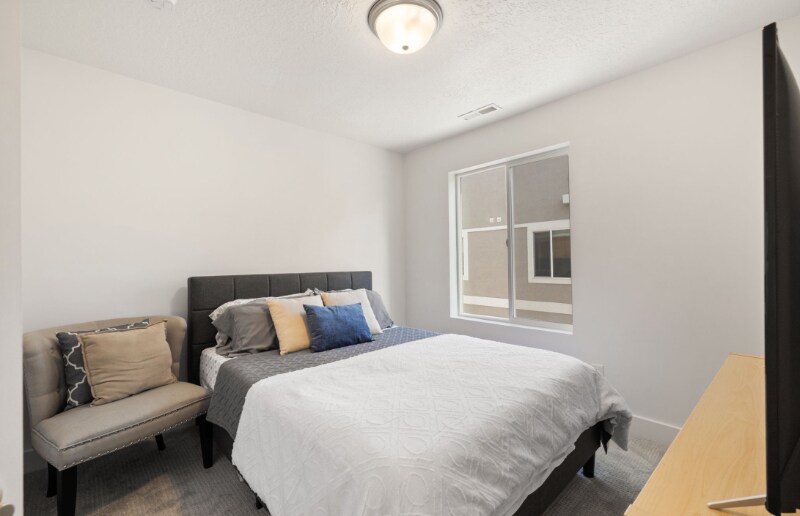 Building Photo - 4713 Hillhouse Cv