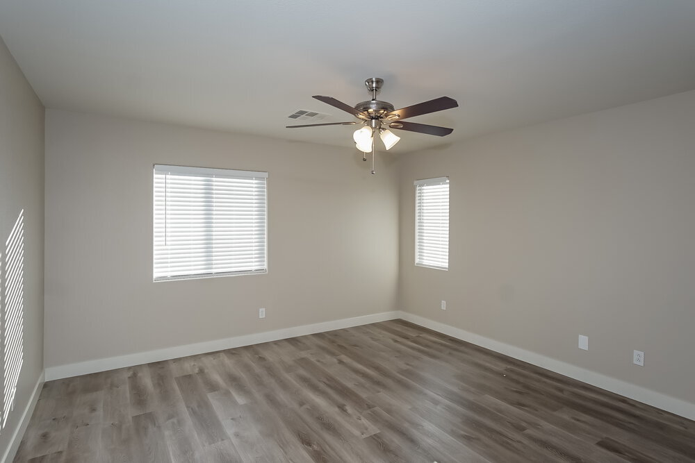 Building Photo - 37 Rosa Rosales Ct