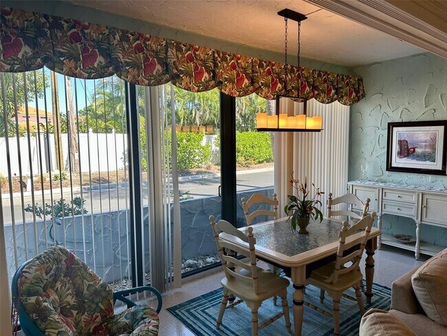 Building Photo - 500 Park Blvd S