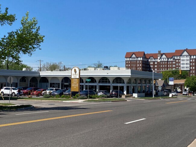The Belmont less than a mile away - 347 S Green St