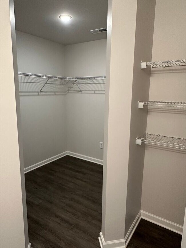 Building Photo - Available Now! Spacious 4-Bedroom, 2-Bath Home in Kilpatrick Landing