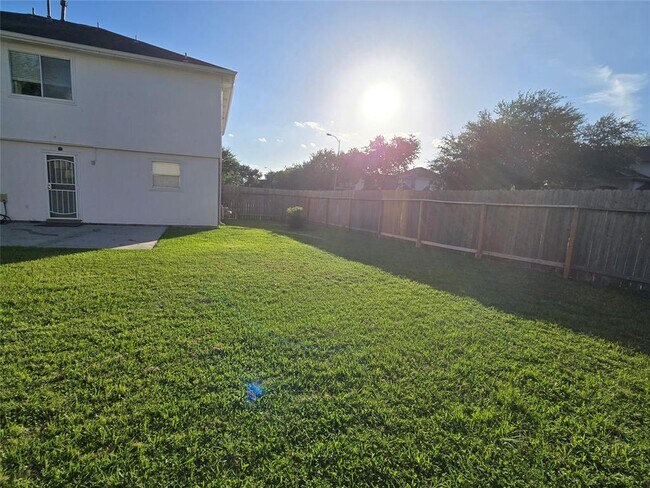 Building Photo - 738 Bridle Ridge Loop