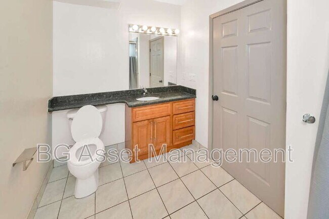 Building Photo - 1459 MacArthur Blvd