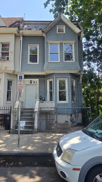 Primary Photo - 83 Garside St
