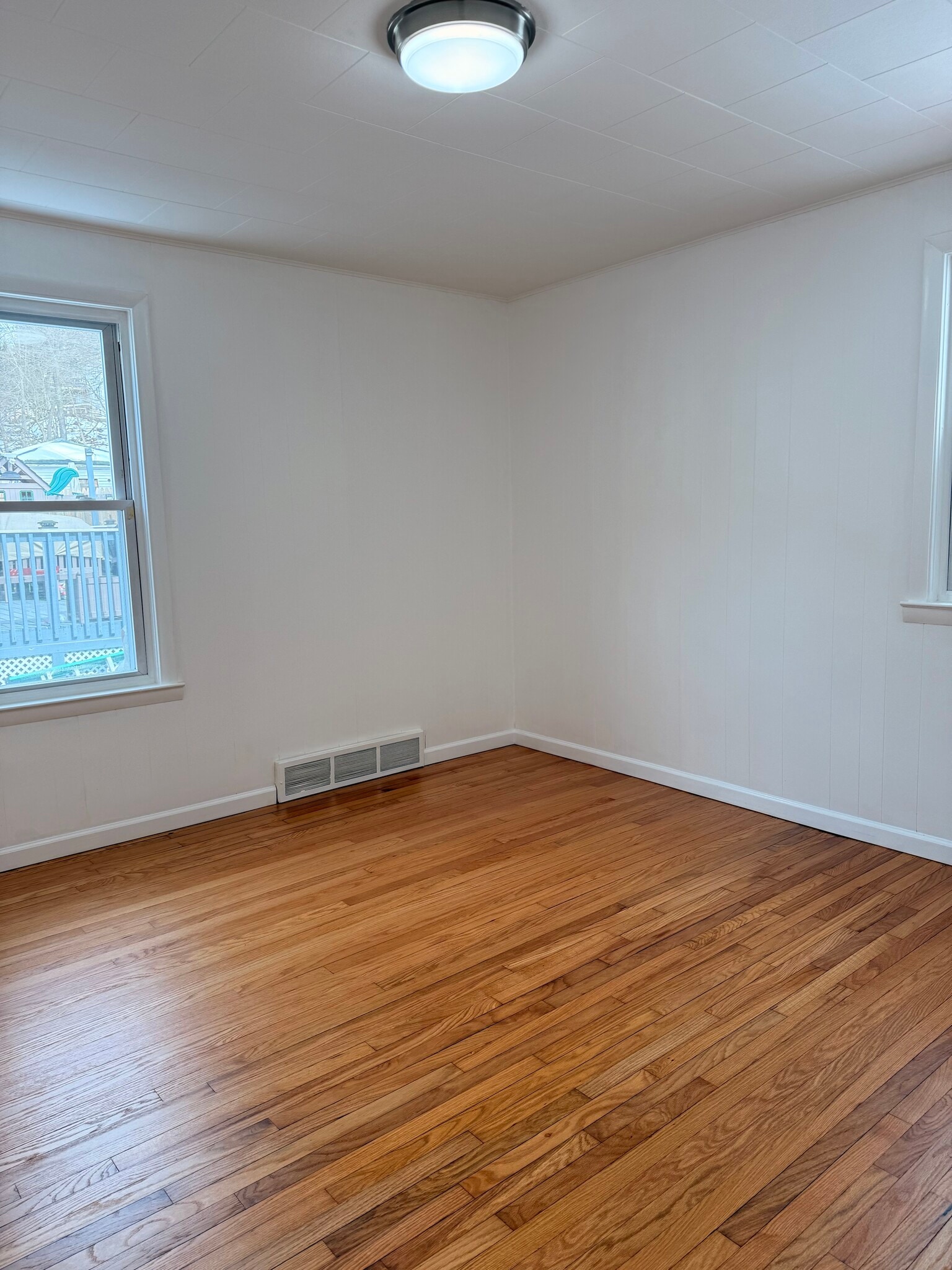 Building Photo - 30 Clark St