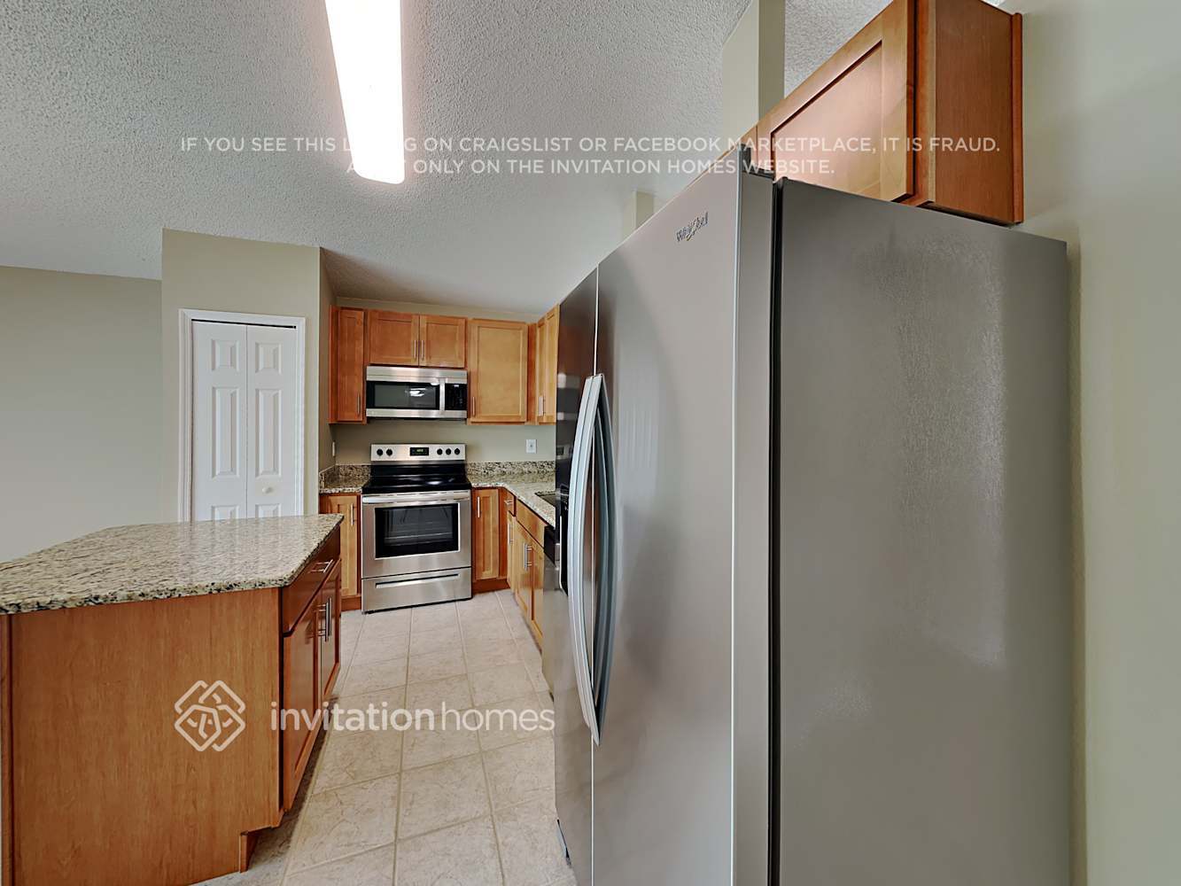 Building Photo - 2800 Falcon Crest Pl